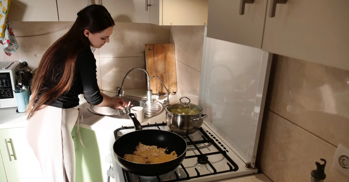 Daily Routine Tips for Live-in Domestic Helpers